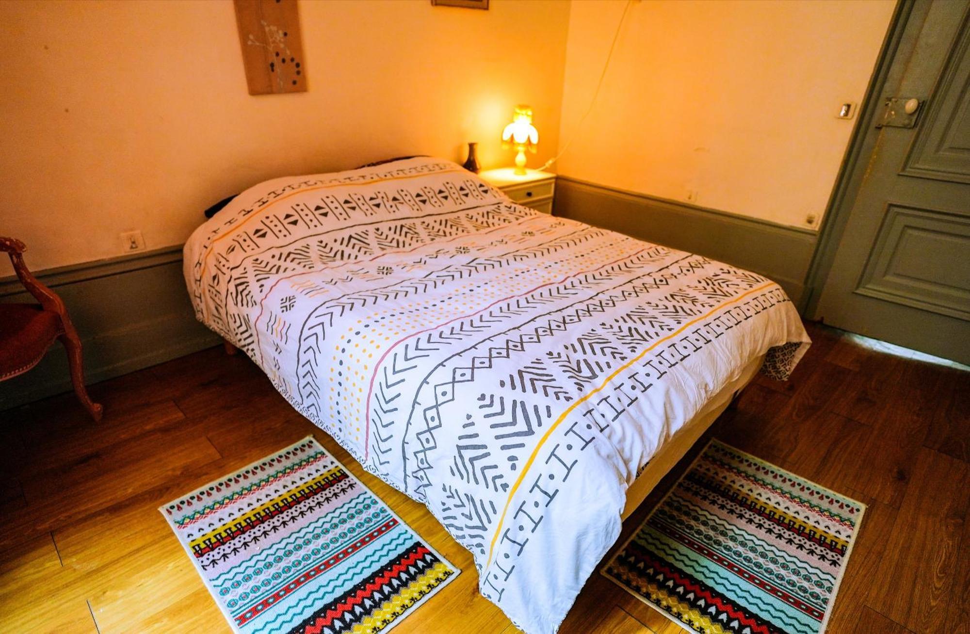 Le St Amour Elegant 2 Chambres *Wifi/Super Centre* Besancon Bagian luar foto